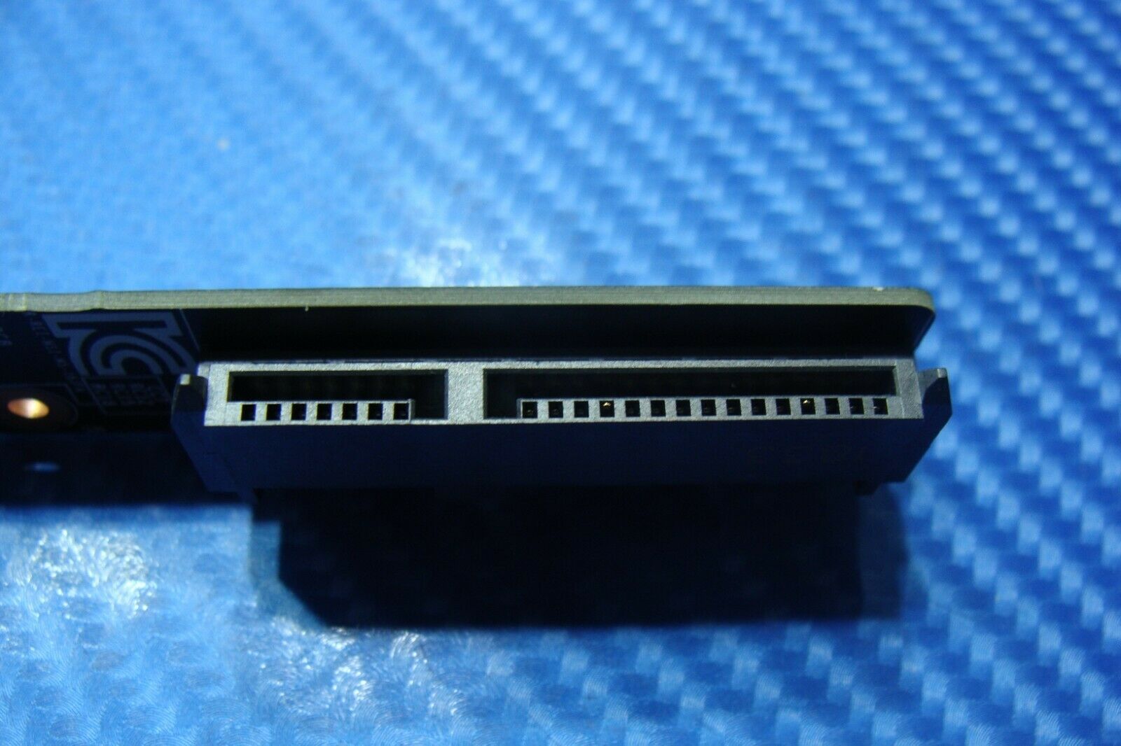 MSI GV62 8RD MS-16JF 15.6 MSI GV62 8RD MS-16JF 15.6